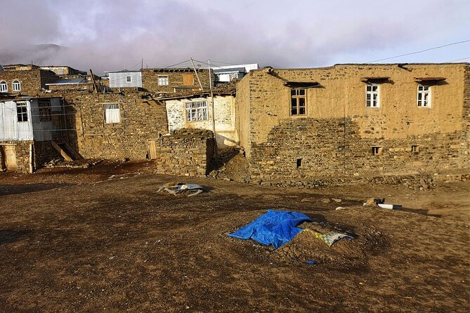 3-Day Hiking & Trekking Tour Remote Villages in Guba Azerbaijan - Day 3: Khinalug Views, Guba Sightseeing, and Jewish Red Town