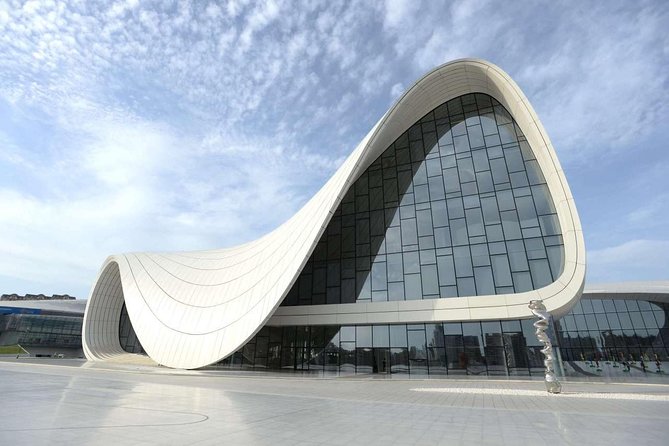 4 Days Tour: Airport Pickup + Old City + Night Tour + Day Trip Baku + Gabala - Old City Walk: Easy Historic Context With a Real Guide