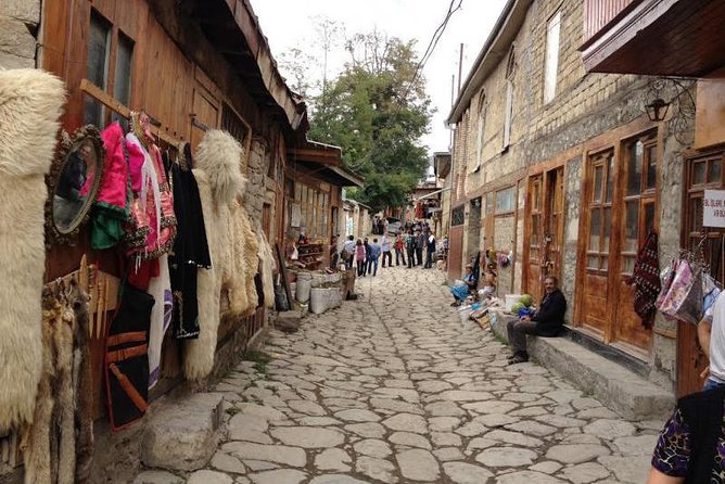 Azerbaijan in 9 days - Entering Baku Old City first, with airport pick-up and real downtime