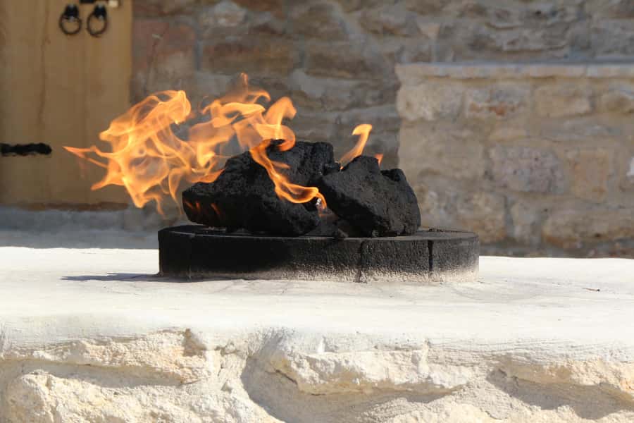 Baku: Burning Mountain & Zorastrian Temple Private Tour - Key things worth knowing before you go