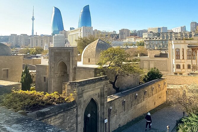Baku City tours, Guide, Full Day Tour in Baku - Stop 5: Hilton Baku Area and the Icherisheher Walk Around Maiden’s Castle