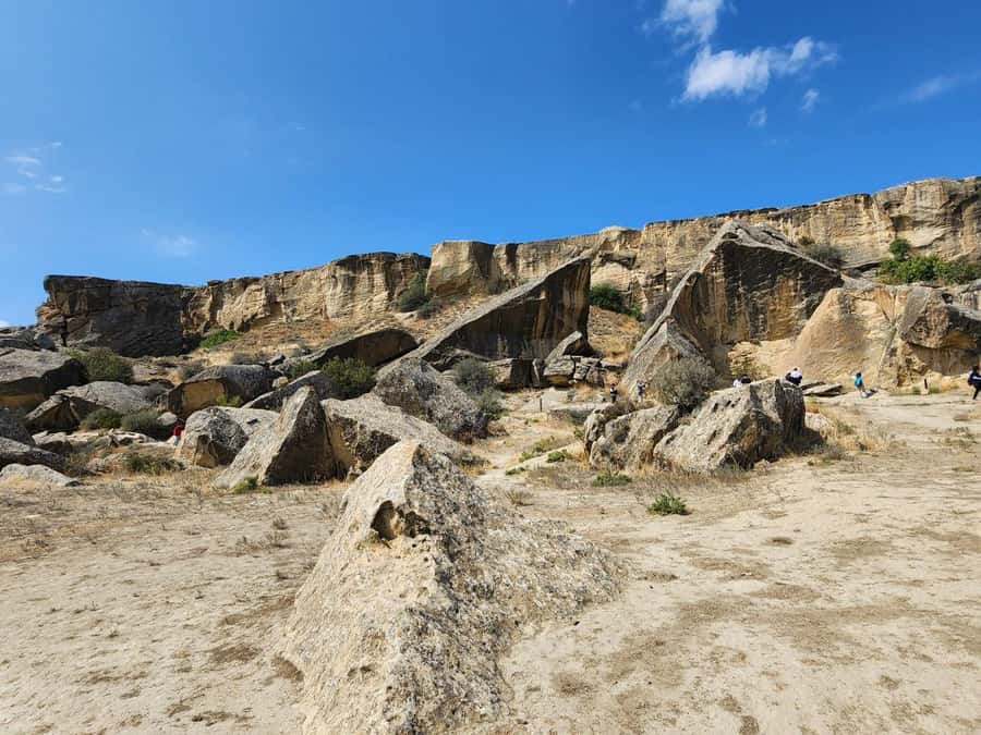 Baku: Gobustan, Mud Volcano, Fire Mount, Temple Lunch Entry - Baku to Gobustan and Absheron in One Packed Day