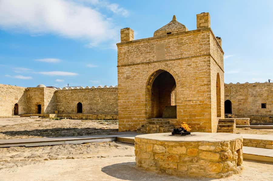 Baku: Gobustan, Mud Volcanoes & Absheron (Group or Private) - Ateshgah Fire Temple: sacred structure built around natural flame