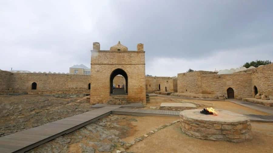 Baku:Gobustan Mud Volcanoes Temple & Entry tickets included - Yanar Dag Burning Mountain: flames that feel unreal in daylight