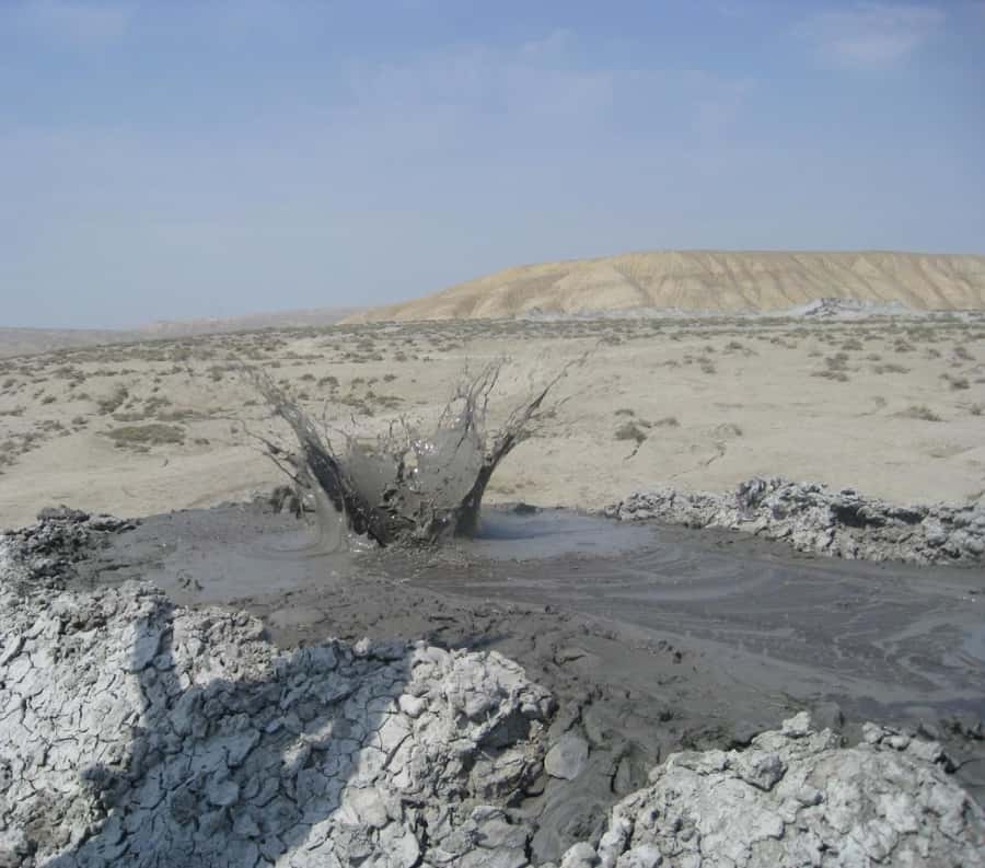 Baku:Gobustan Mud Volcanoes Temple & Entry tickets included - Price and value: what $9 can realistically cover