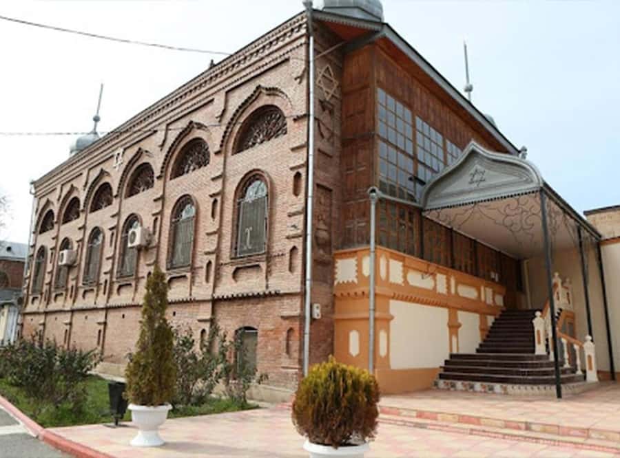 Baku: Guba & Sahdag Tour Lunch included and Laza Waterfall - Price and logistics for a $15 day trip from Baku