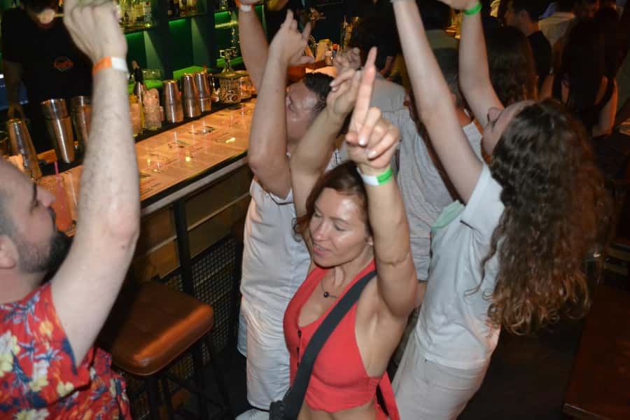Baku: Guided Bar Crawl with Shots and Nightclub Entry - Key highlights worth knowing