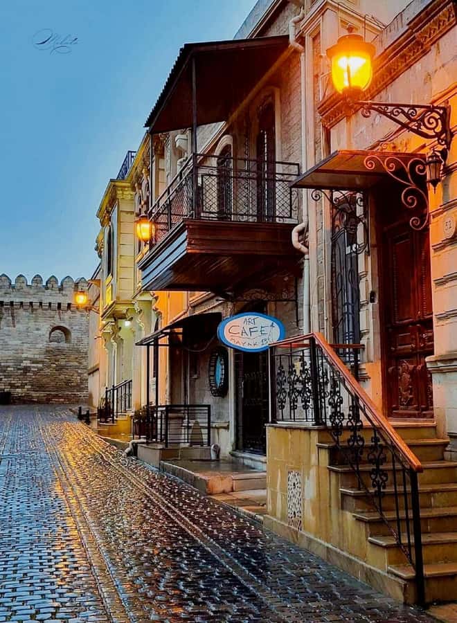 Baku: Light-Up Baku Walking Evening Tour - Should you book Light-Up Baku?