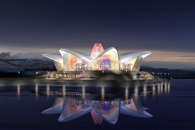 Baku Lights: the Night Tour illuminated by Baku lights - Baku at night: why this 2-hour Lights tour works