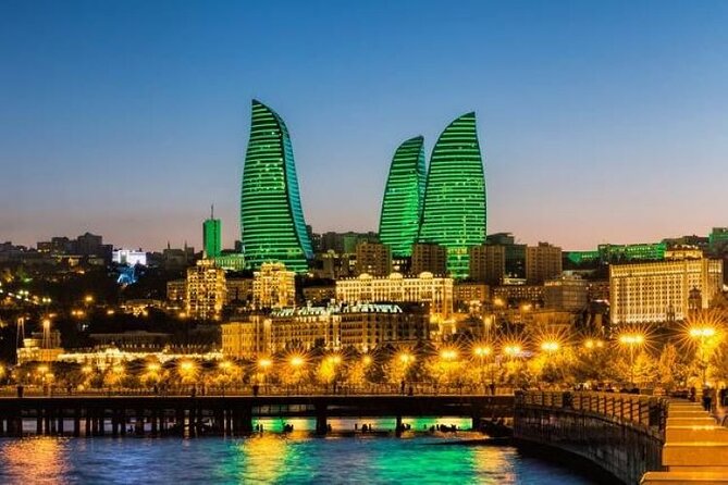 Baku Night Panoramic tour - National Flag Square: see the symbols and the record flagpole context