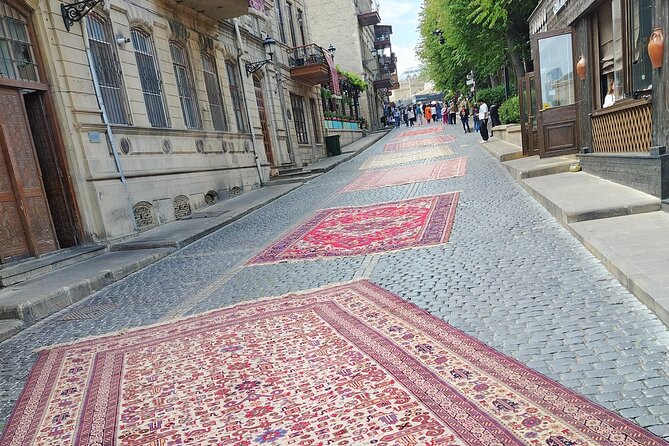 Baku's Ancient Heart - Juma Mosque, tea in a traditional glass, and the craft stops