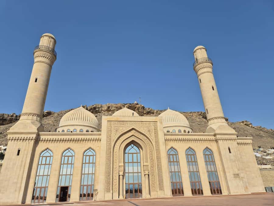 Baku: The Best 5 Sightseeing Spots Gobustan + Old City Tour - Mud Volcanoes at Gobustan: The Spark Demo and the Mud Souvenir