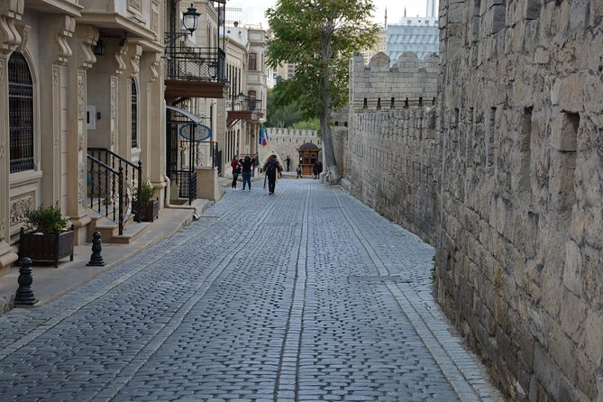 Baku Tour 3 Nights (4 Days) - Gobustan Rock Art: Stone Paintings and Archaeology You Can Feel