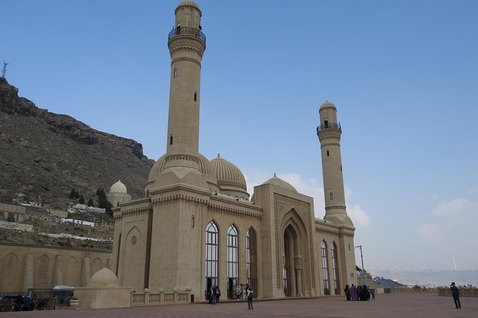 BEST Gobustan, Volcanoes & Absheron Fire Tour (Group or Private) - Surakhany Lunch Stop: Budget It and Keep Your Expectations Clear