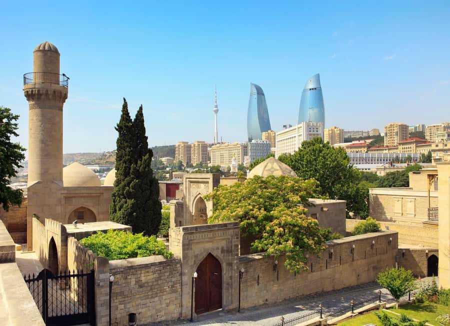 Best of Baku: 4-Hour City Tour Historic and Modern Landmarks - Philharmonia Garden and Old City edges, neoclassical calm before medieval lanes