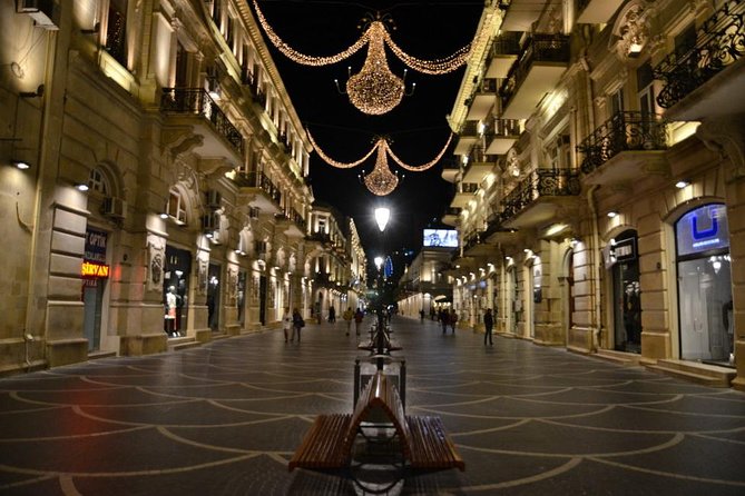 City Tour in Baku - Nizami Street and Fountain Square for the Final Walk