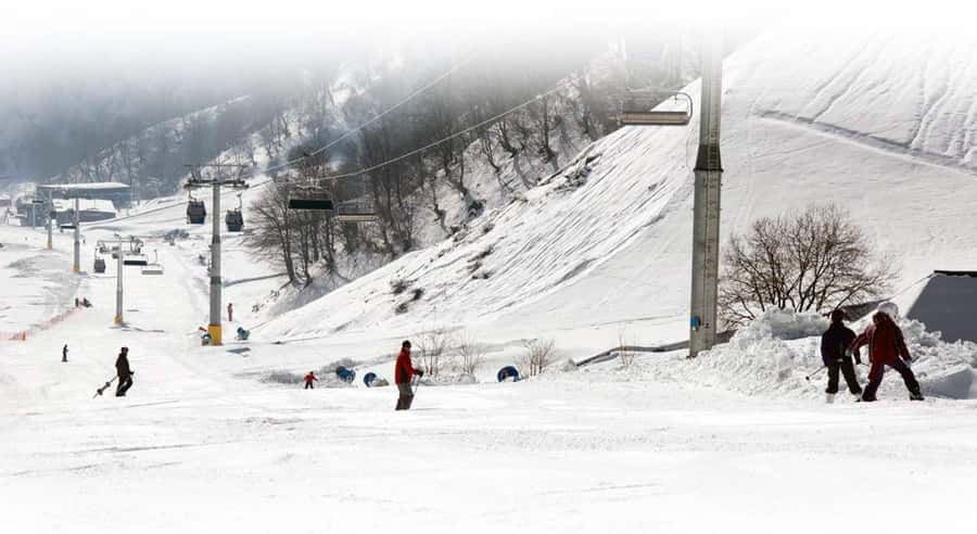 From Baku: Gabala Cable Car, Nohur Lake & Juma Mosque Trip - Ismayilli Hanging Bridge: A Quick Photo Stop With Big Vibes