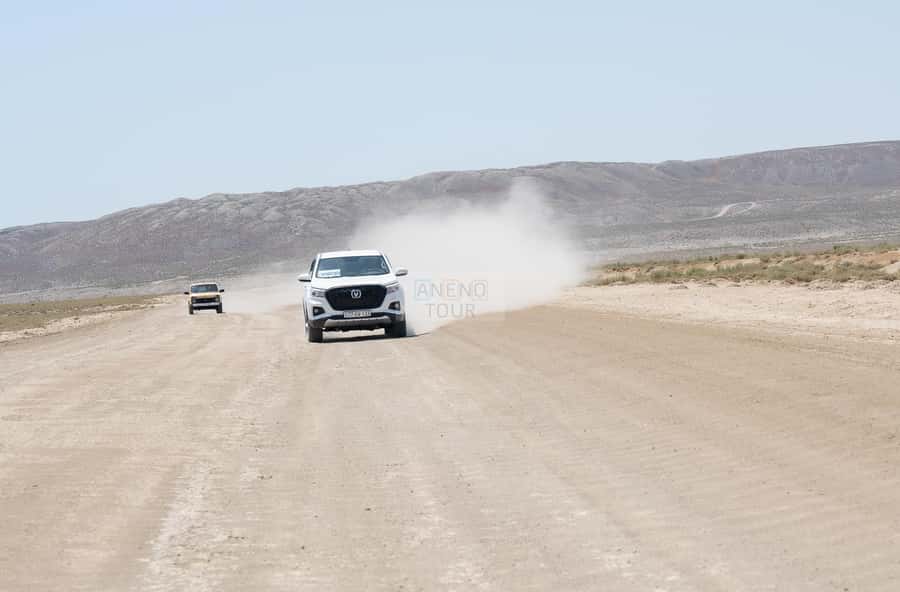 From Baku: Gobustan 4x4 Private Tour - Private - Bibiheybat Mosque and Bibi Heybat Mosque: a meaningful add-on stop