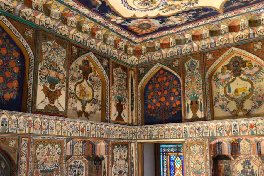 From Baku: Shamakhi, Ismailli, Gabala and Sheki Day Tour - Guides and group reality: why the day feels smooth (or not)