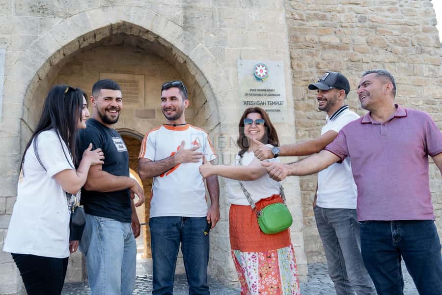 From Bakü: Sightseeing - Ateshgah - Yanardag - Gobustan - Hotel Pickup to Ateshgah: The Fire Temple Story You Can Actually See