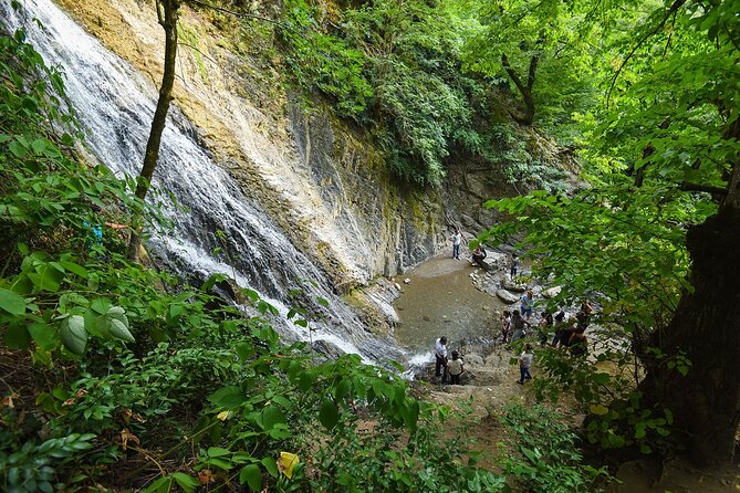 Full Day GABALA Tour with Mountains, Lakes and Waterfalls - Lunch and comfort: the small things that make the day work