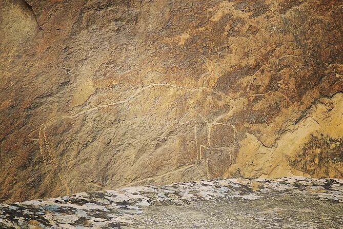 Full day Gobustan & Absheron Tour (Group or Private) - Bibi-Heybat Mosque on the Caspian: a quick stop with lasting meaning