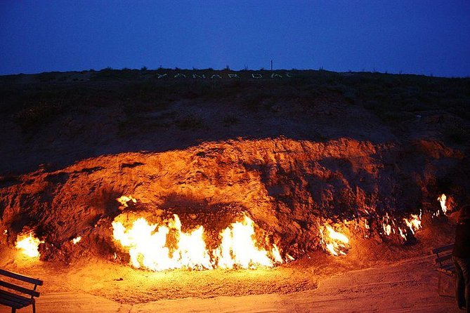 Gobustan, Mud Volcano, Burning Mountain and Fire Temple Tour - The Human Part: Guides, Communication, and a Comfortable Day