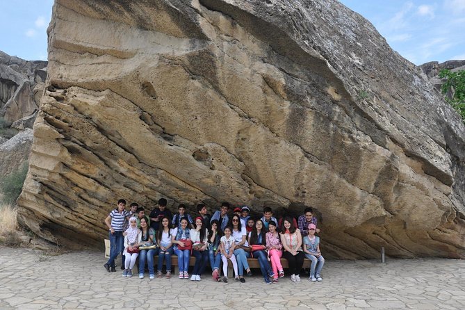 Gobustan National Park & Mud Volcanoes Tour - Bibi-Heybat Mosque and the quick Heydar Aliyev Center stop