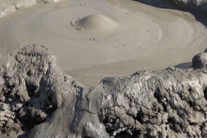 Gobustan Rock Art and Mud volcanoes PRIVATE TOUR - Timing, pace, and how to avoid the typical half-day tourist trap