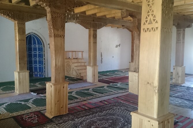 Guba and Khinalig Village Tour (Full-Day) Including Lunch - Stop 4: Khinalug Village, Mosque, and Museum in One Long Cultural Stretch