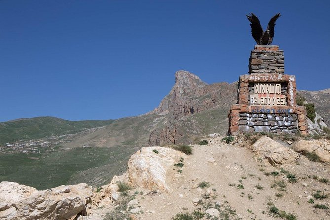 Guba Khinalug & Candy Cane Mountains tour (by Old City Tours) - Candy Cane Mountains: Colorful Rock Layers and Quick Photo Time