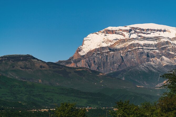 Guba-Shahdag-Candy Cane Mountains Tour/ Entrance Included - Beshbarmag and Five Finger Mountain: the quick viewpoint and why it matters