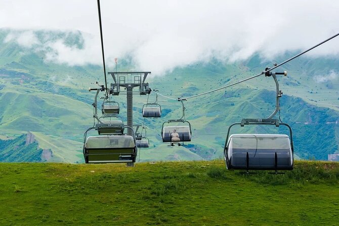 Guba Shahdag (Group or Private Tour) - Stop 2: Besh Barmag Mountain and the Pir Hydyr Zundzha pause