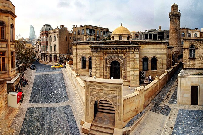 Guided Old City Tour on Baku's Timeless Charm - Entering UNESCO Icherisheher from Gosha Gala Square