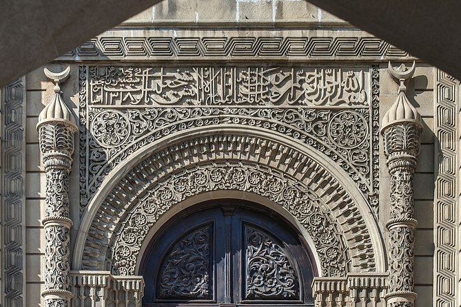 Half-Day Baku Private Walking Tour with Pickup - Hajinski Palace: starting at the Old City entrance