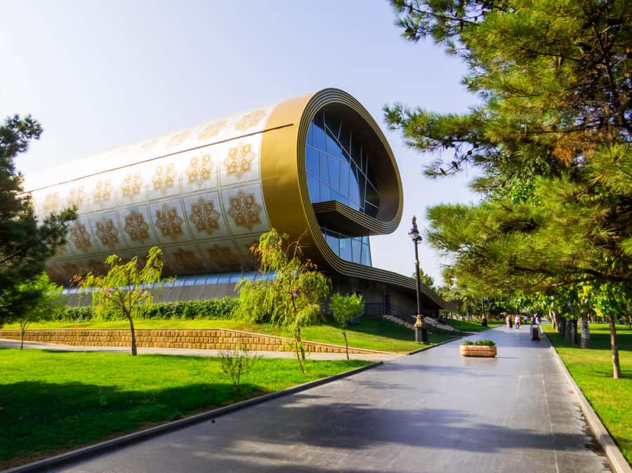 Heartbeat of Baku: Old & Modern City Walk (Group or Private) - Highland Park funicular: why the ride matters
