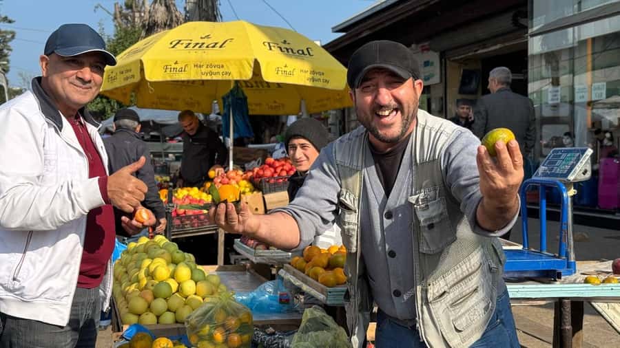 Longevity Secrets of Azerbaijan: Lankaran & Astara tour - Böyük Bazar City Bazaar: street food, shopping time, and local snack culture