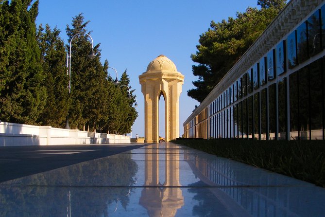 Old and Modern Baku City Private Tour - Guides can make or break a private tour, here’s what to expect
