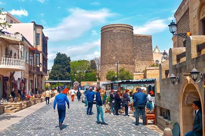Old and Modern Baku Tour ( Day & Night Time) - Funicular to Upland Park: the viewpoint section that makes the day click
