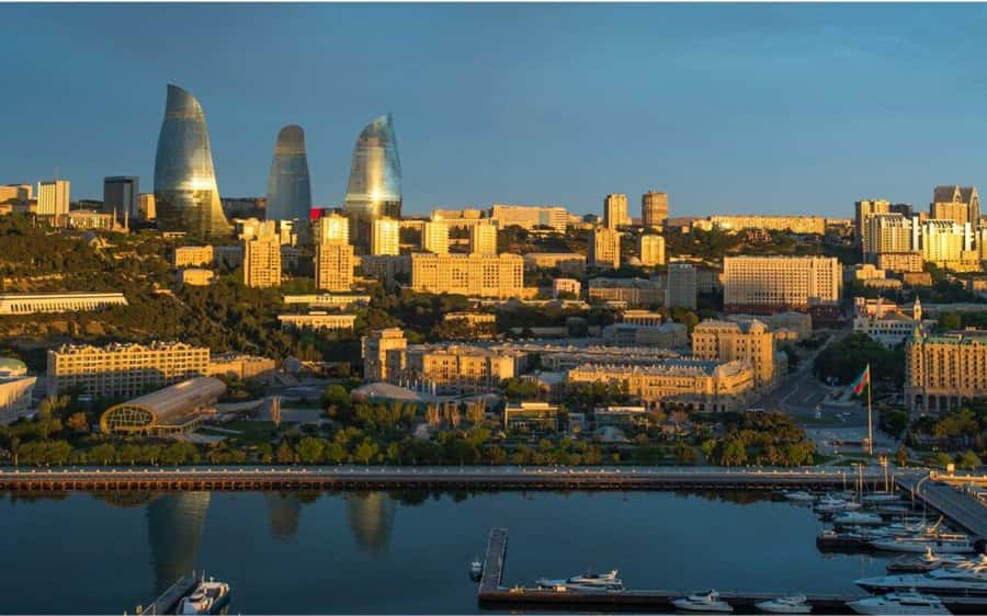 Private Baku City - Maiden Tower: ascending for a time-feel moment
