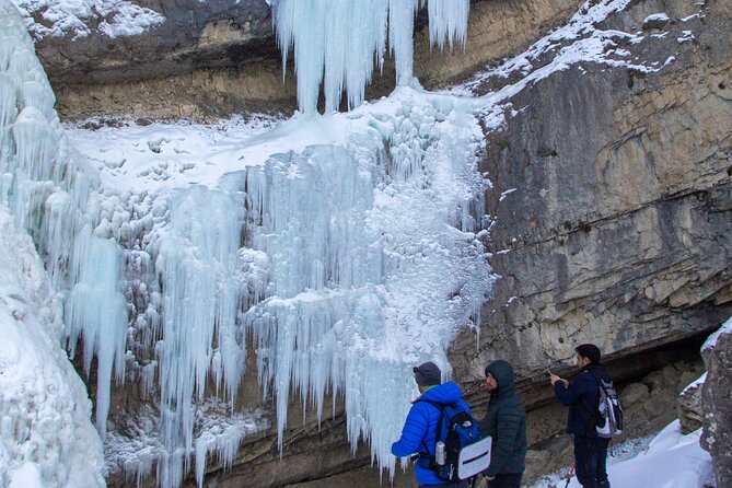 Private Hike through Magic Valley to Laza waterfalls - Laza Village at 1800 m: Dinner With Local Hospitality