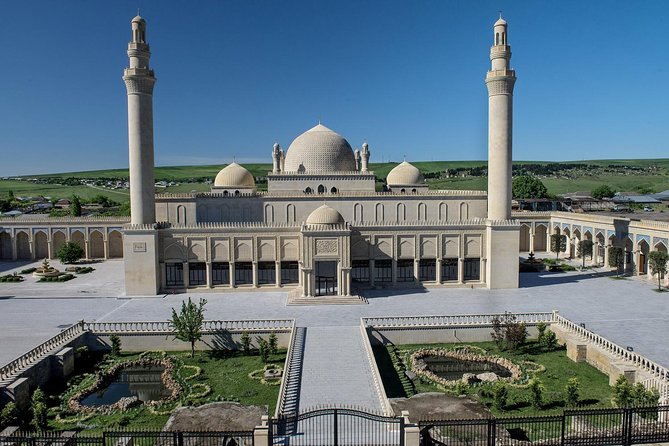 Shamakhi Alpaca Private Tour - Alpaca Azerbaijan in Meysari Village: where the day’s magic happens