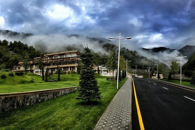 Shamakhi And Gabala Tour (All inclusive) - Starting point in Baku: pickup options and where you actually meet