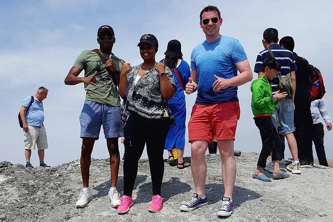 Small-Group Day Trip to Gobustan, Mud Volcanoes, Ateshgah & Yanar Dagh - Why This Baku Suburbs Route Works So Well