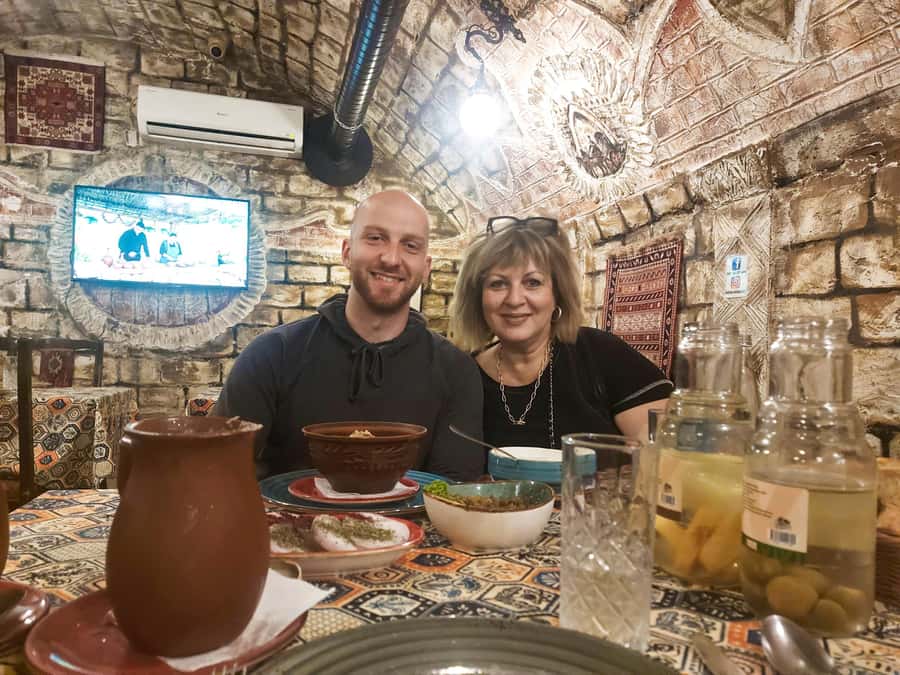 Taste of Azerbaijan: Cuisine Tour with Snacks and Dinner - Traditional-Style Restaurant Meal: Where Snacks Become Dinner