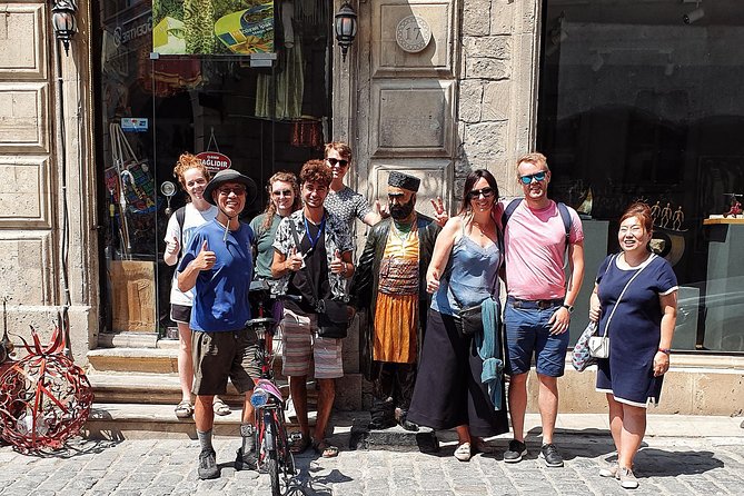 The Best Baku City Tour - Downtown Detours, Fountains Square, and a Look at Church History