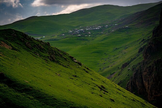 Tour to the North part of Azerbaijan Forests and Mountatin Quba - Quba and Red Town: More Than a Photo Stop